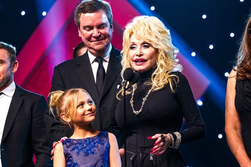 Dolly Parton at the 24th Annual Movieguide® Awards in 2016.